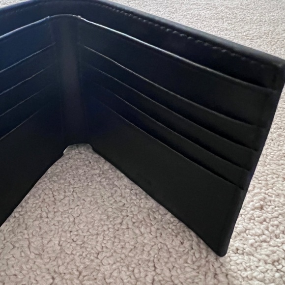 JW PEI Vegan Leather Bifold Wallet – Black (with Dust Bag) - Picture 5 of 6